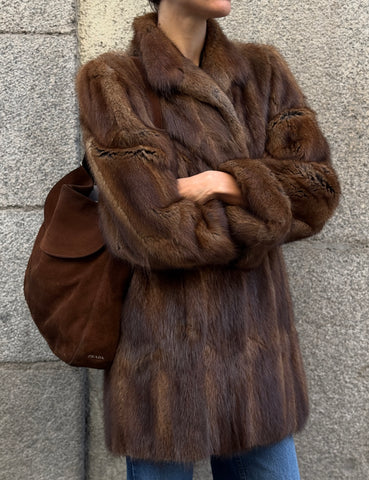 Medium Chocolate Mink