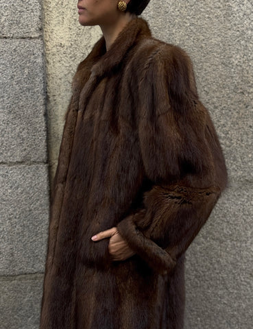 Medium Chocolate Mink