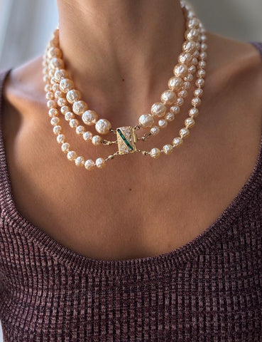 Asymmetrical Pearl Necklace