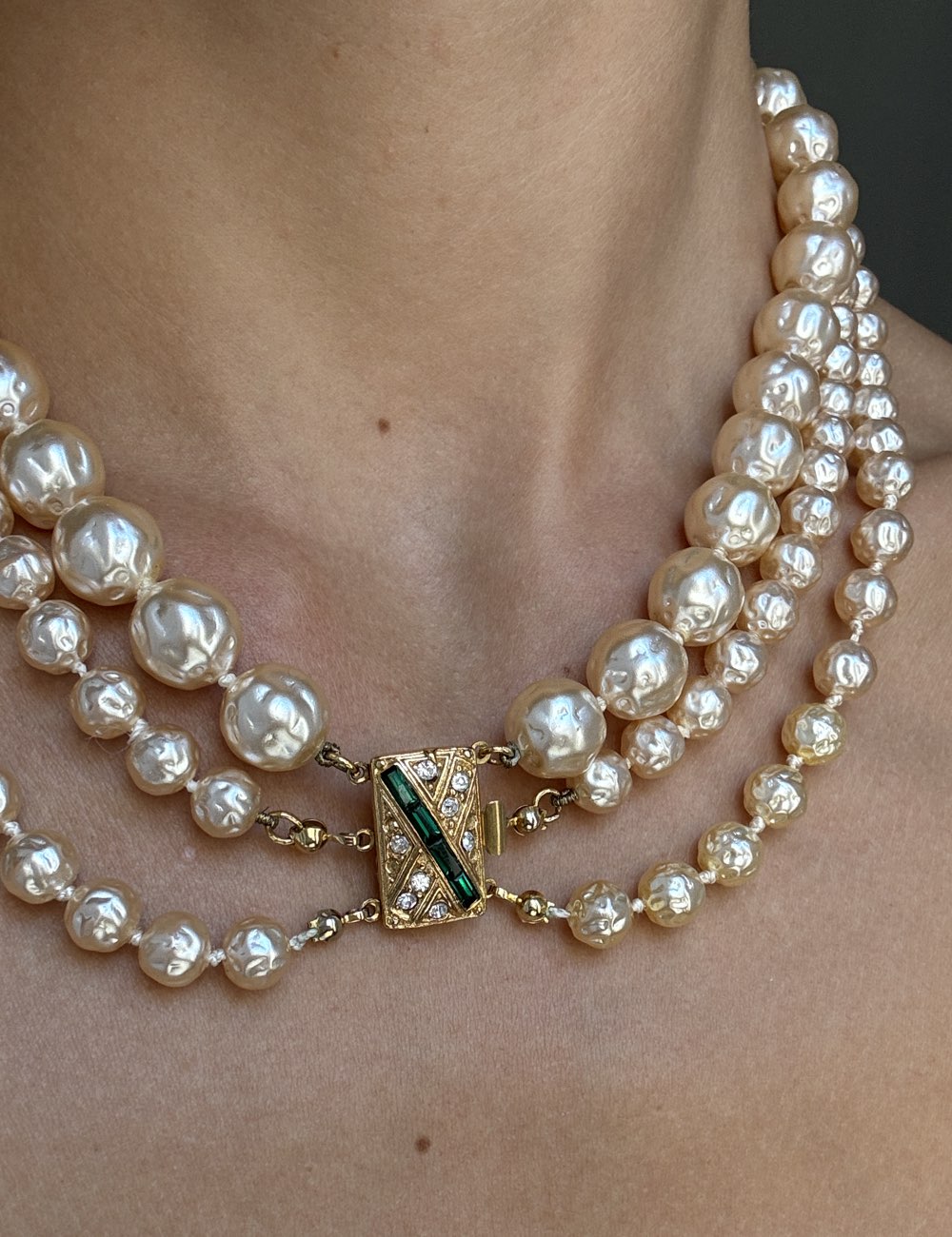 Asymmetrical Pearl Necklace