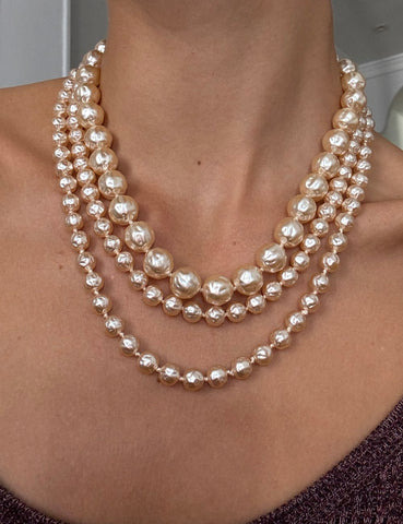 Asymmetrical Pearl Necklace