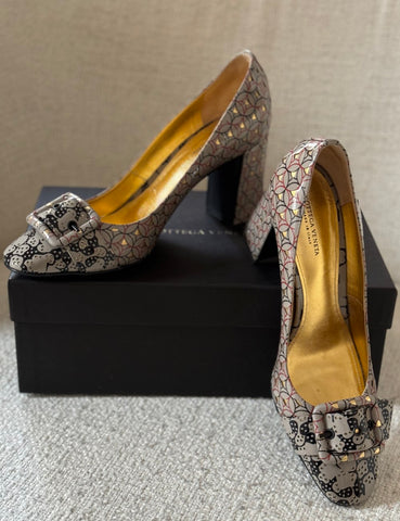 Die Cut Court Shoe