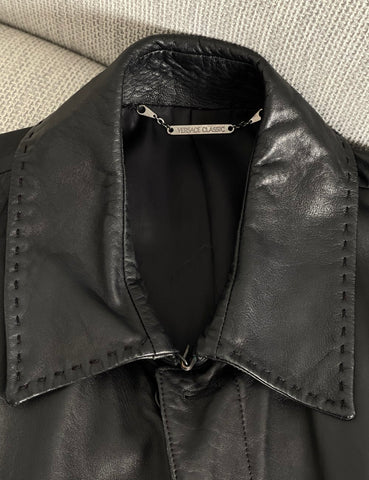 Herren-Trenchcoat aus schwarzem Leder