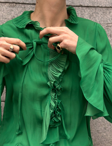 Drapierte grüne Bluse